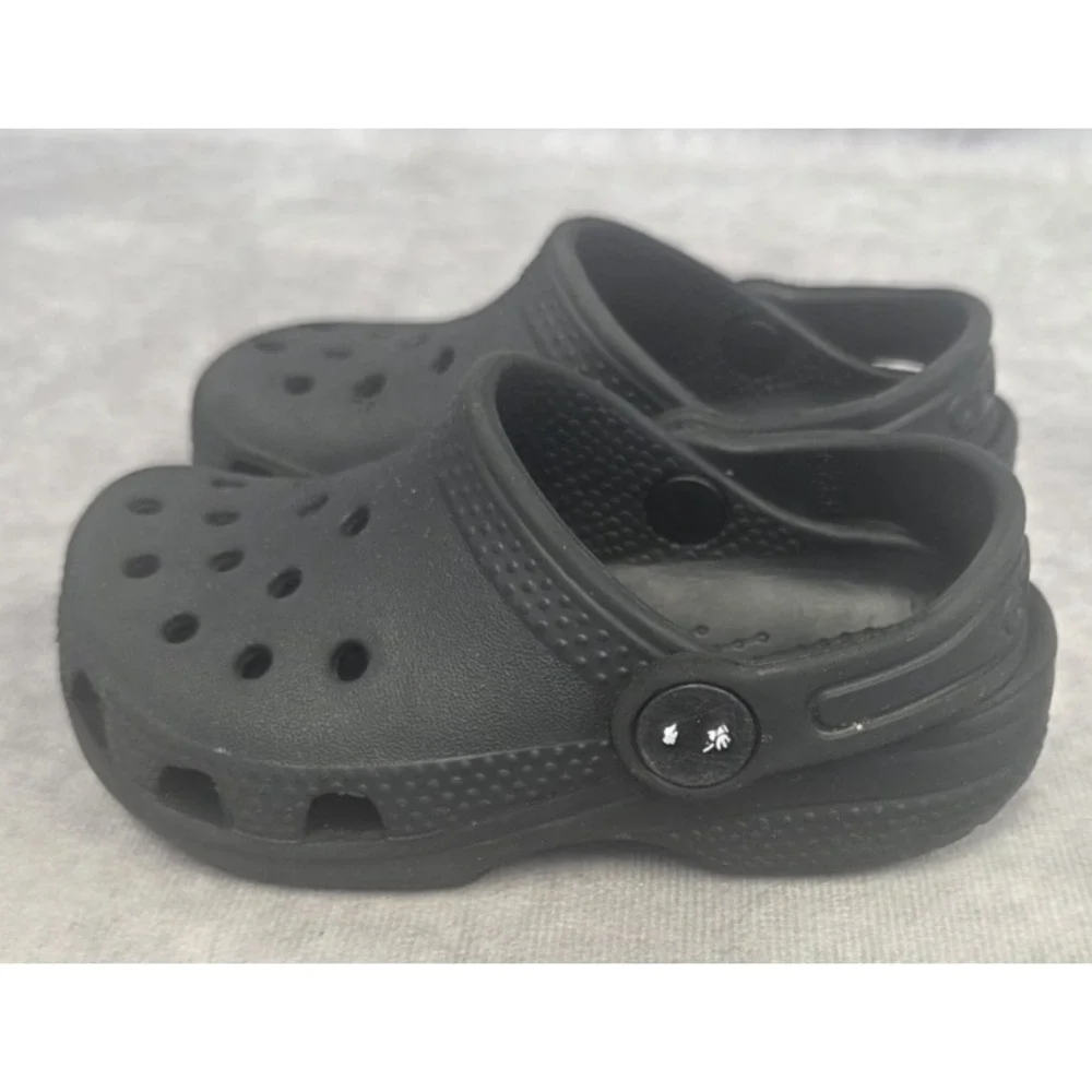 Crocs Kids Classic K Clog - Black, US C7